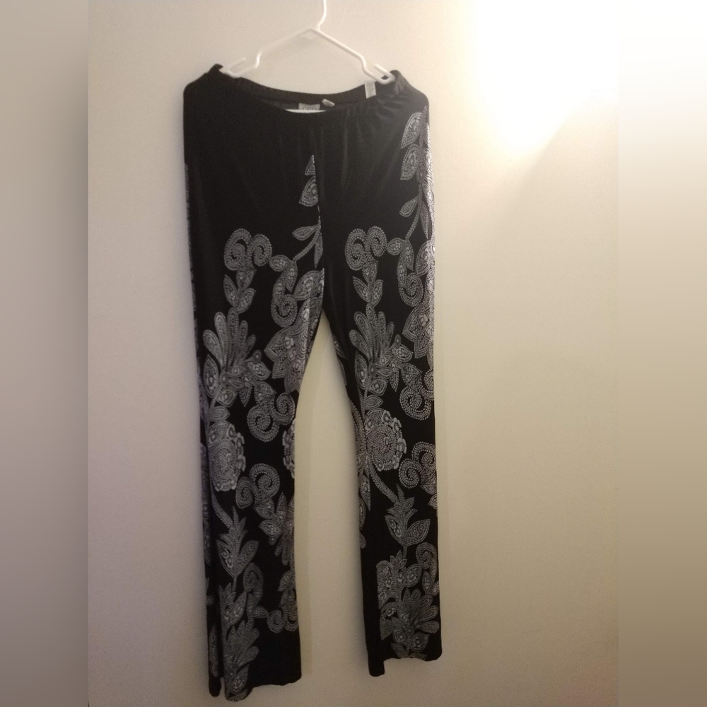 Cato's Black/ White Vine Print Leisure Pants